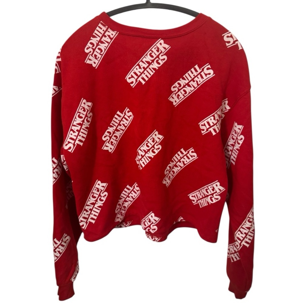 Stranger Things Netflix Red Pullover Sweater *RARE* Size Large - Picture 3 of 5